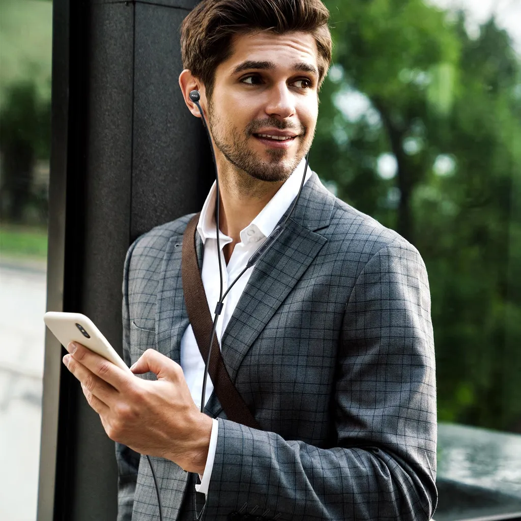 Samsung IG955 In-ear Kopfhörer Freisprechanlage Fernbedienung – Verwicklungsfrei – Bild 3