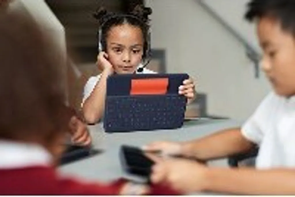 Logitech Stereo H111 - Headset - On-ear – Bild 15