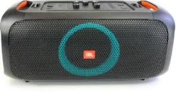 Does Not Apply JBL Partybox On-The-Go In Schwarz – Tragbarer Bluetooth Party-Lautsprecher Mit Lichteffekten Und Kabellosem Mikrofon – Spritzwassergeschützt – Leistungsstarker Akku